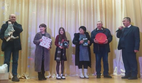 Әмирлеләр Яңа ел бәйрәмен якташлары ярдәме белән оештырганнар