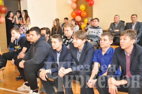 Чирмешән аграр техникумында Көзге бал бәйрәме үткәрделәр