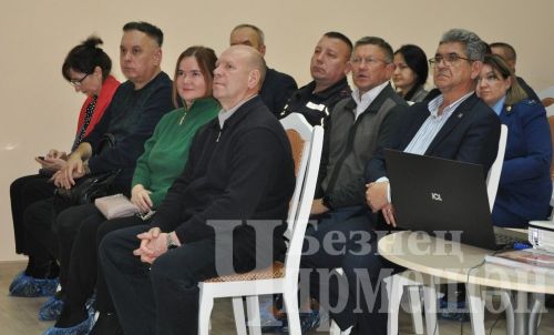 Чирмешән районы башлыгы Рамил Айбатов эшмәкәрләр белән очрашты