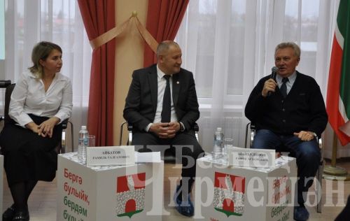 Чирмешән районы башлыгы Рамил Айбатов эшмәкәрләр белән очрашты