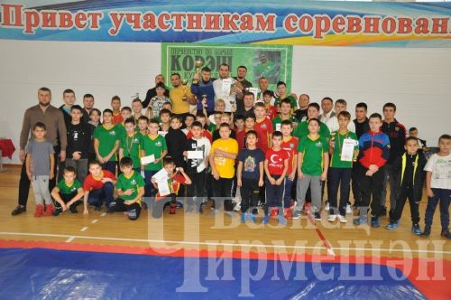 Әлмәттән 10 яшьлек Рамзан Чирмешәндә 10 мең сум акча отты