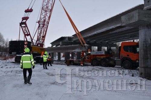 Зур Чирмешән елгасы аша төзелүче күперне быел җәй кулланышка тапшырырга ниятлиләр