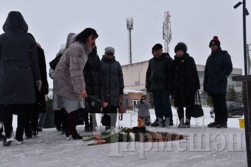 Чирмешәндә Ватанны саклаучылар көне уңаеннан митинг узды