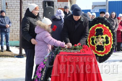 Солдата, погибшего в ходе спецоперации, похоронили в селе Утыз Имян