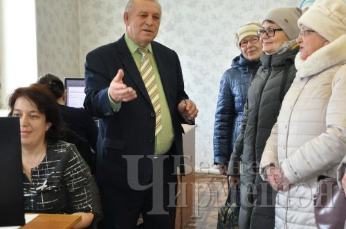 Әмир “Ак калфаклары” Чирмешәндә экскурсиядә
