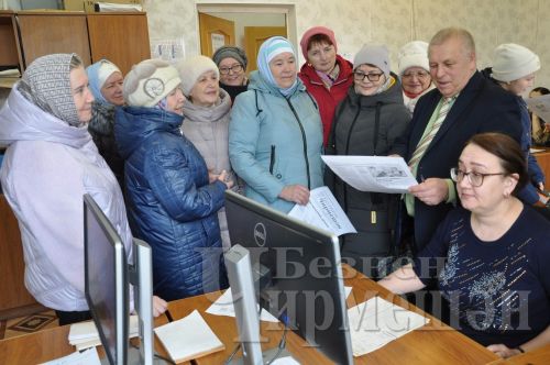 Әмир “Ак калфаклары” Чирмешәндә экскурсиядә
