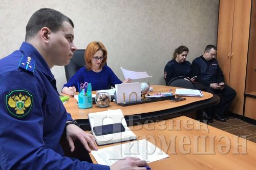 Чирмешән районында тәртипсез әниләрне ана хокукыннан мәхрүм итәләр