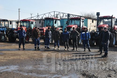 Чирмешән районында кырга чыгачак тракторларның төзеклеген тикшерәләр