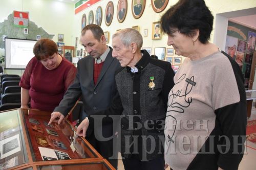 90ны ваклаучы Иске Кади ветераны бүген дә сәхнәдә