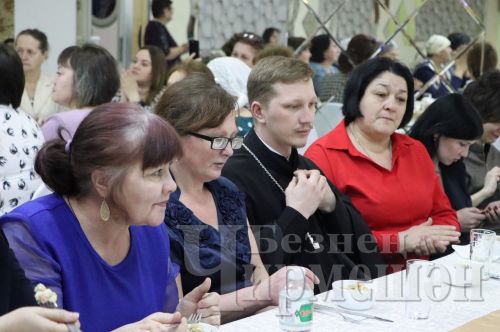 Чирмешәндә хатын-кызларны аш мәҗлесендә сыйладылар