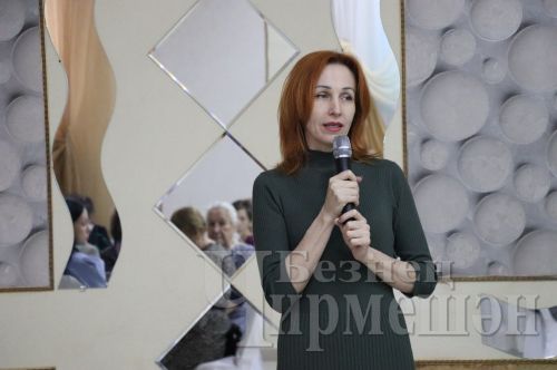 Чирмешәндә хатын-кызларны аш мәҗлесендә сыйладылар