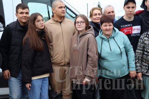 Чирмешән районыннан тагын 8 егетне армиягә озаттылар