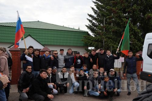 Чирмешән районыннан тагын 8 егетне армиягә озаттылар