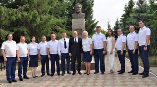 Чирмешәндә ТАССРның элеккеге прокуроры Идият Хәмидуллинга бюст ачылды