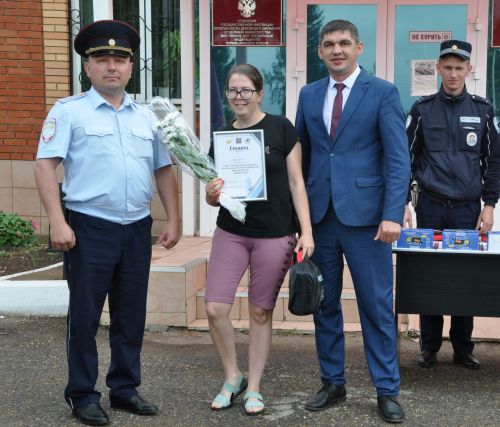 В конкурсе “Автоледи” в Черемшане вновь победила Алина Дмитриева