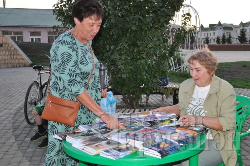 Редакция газеты «Безнен Чирмешэн» («Наш Черемшан») вручила подарки лучшим почтальонам