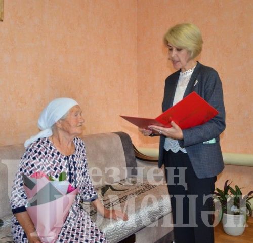 Меңләгән балага дөньяга килергә булышкан Мария Якунинага 90 яшь тулды