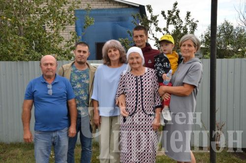 Меңләгән балага дөньяга килергә булышкан Мария Якунинага 90 яшь тулды