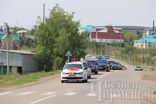 Чирмешәндә август ае туйларга бай булган