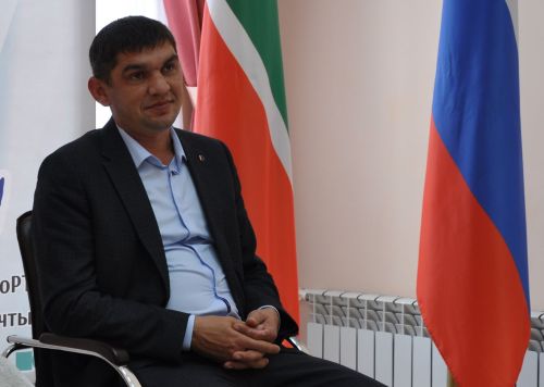 Чирмешән районы башкарма комитеты җитәкчесе: “Алырга да, бирергә дә ярамый”