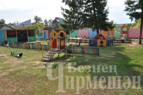 Чирмешәндәге “Каенкай” балалар бакчасы мәйданчыклары матурланган