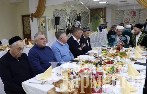 Лашман мәктәбенә Минсәгыйть Шакиров исеме бирелә