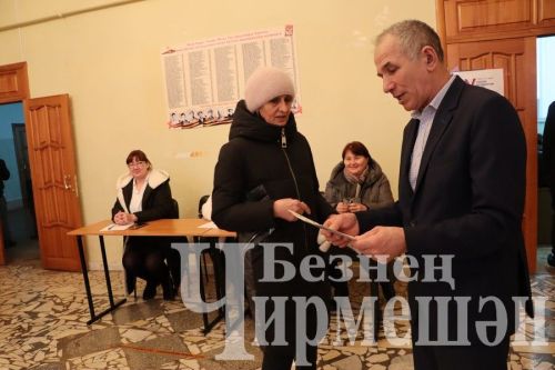 Иске Кадида зур эшләрне өмә ясап җиңдерәләр