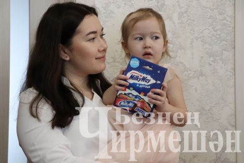 Девичья Полянада иң өлкән кеше Матрена Еменева юбилеен үткәрде