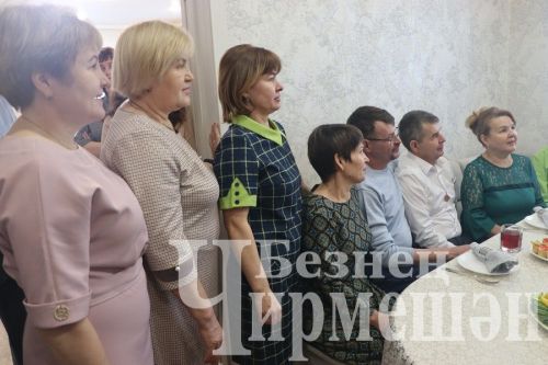 Девичья Полянада иң өлкән кеше Матрена Еменева юбилеен үткәрде