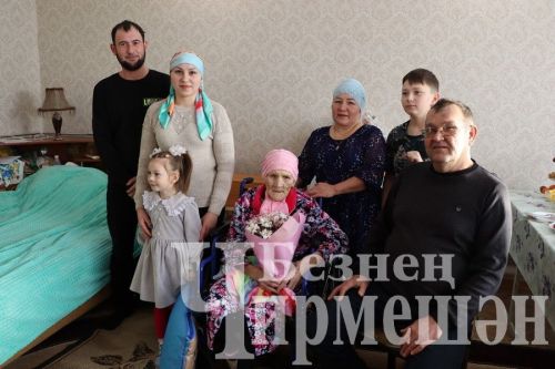 Лашман ветераны кунакларга бик шат
