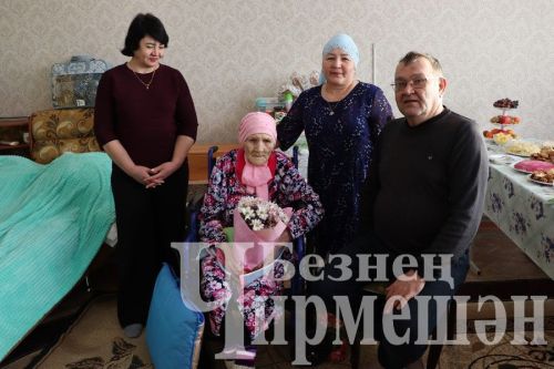Лашман ветераны кунакларга бик шат