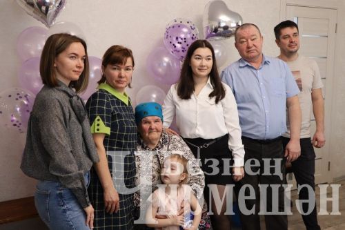 Девичья Полянада иң өлкән кеше Матрена Еменева юбилеен үткәрде