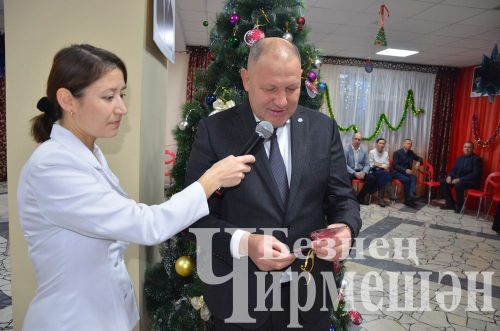 Чирмешән җитәкчеләре “Теләкләр чыршысы” акциясенә кушылды