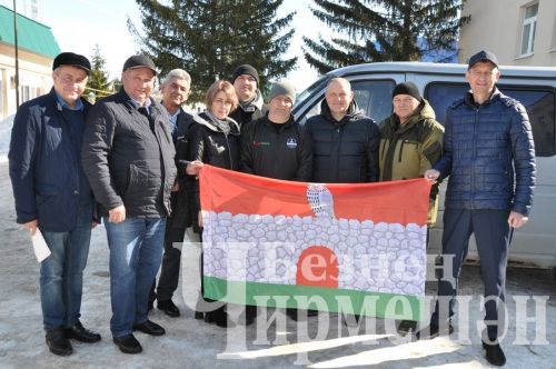 Чирмешәнлеләр махсус хәрби операция зонасындагы якташларына гуманитар ярдәм озатты
