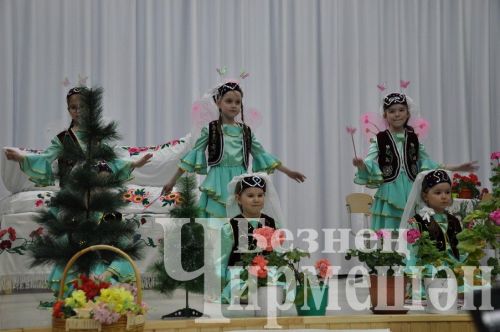 Чирмешән лицее укучылары татарча спектакль күрсәттеләр
