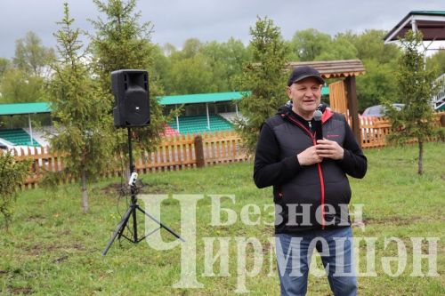 Глава Черемшанского района угощал предпринимателей