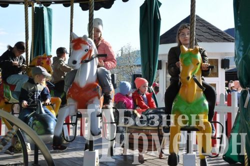 В Черемшане работает карусель