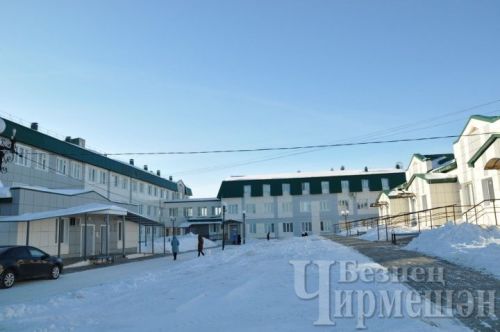 Чирмешән район үзәк больницасының операция блогына төзүчеләр кергән