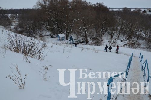 Әккәрәйдә Кач ману бәйрәмендә халыкны балык шулпасы белән сыйлаганнар