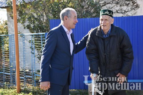 Якты Таудан 90 яшен тутырган Исмәгыйль Хәсәншин яшьли әнисез калган
