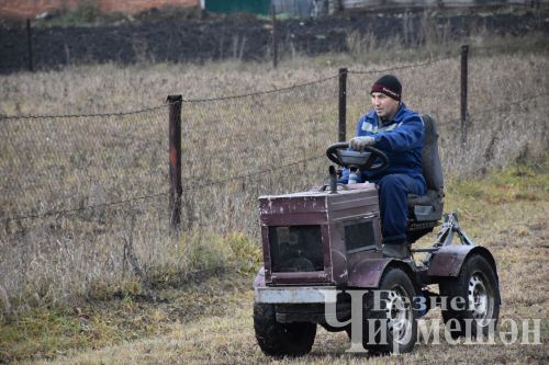 Яңа Элмәле авылыннан Николай Портнов үзе эшләгән К-700 тракторын “кечерәйткән”