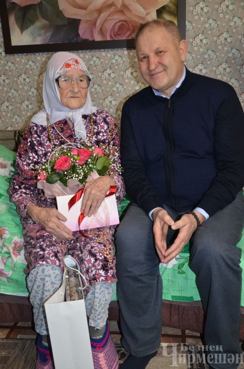 Югары Чегодайдан 95 яшьлек Зөләйха әби кунаклар җыйды