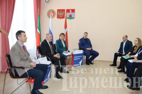 Глава Черемшанского района Рамиль Айбатов встретился с предпринимателями