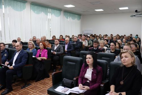 Чирмешән районының террорчылыкка каршы комиссиясе бәйрәмнәр уңаеннан утырыш үткәрде
