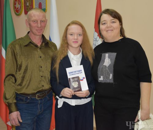 Чирмешәндә яшь гражданнарга паспортлар тапшырдылар