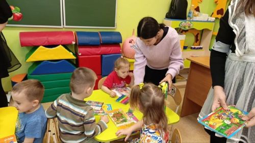 Черемшанские лицеисты подарили детям праздник