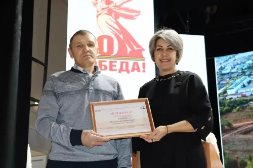 Чирмешән районының алдынгы комбайнчыларына сертификатлар тапшырдылар