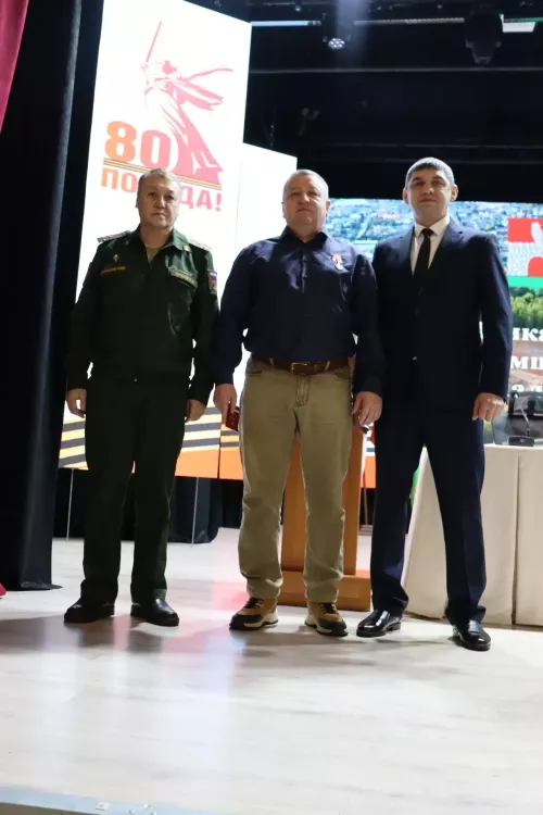 Чирмешән волонтерларын бүләкләделәр