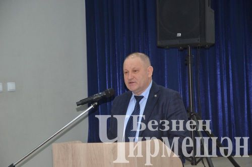 Чирмешән лицеенда узган парламент дәресенә район башлыгы килде