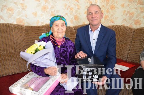 Төмән якларында туып үскән Саҗидәне Чирмешәндә хөрмәтләделәр